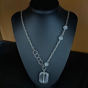Elegant Silver Necklace with Crystal Accents